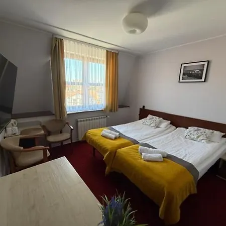 Aleksander Hotell 2*